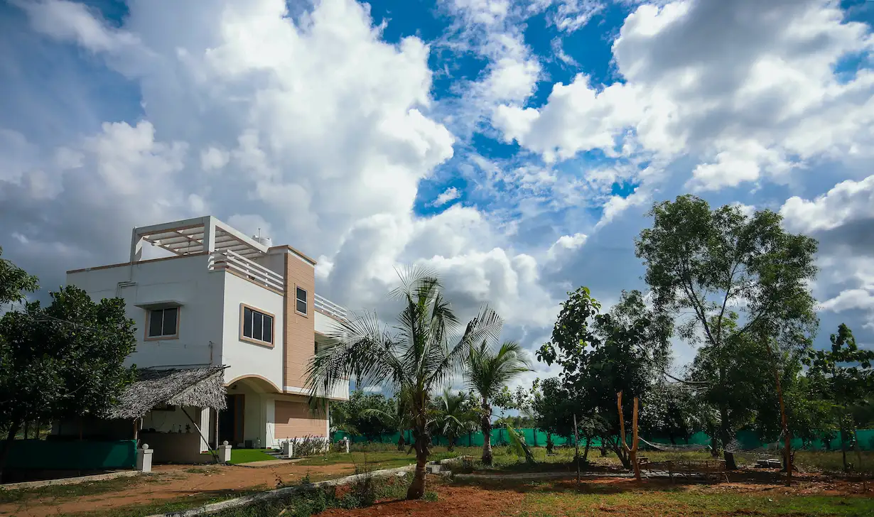 Villa at Oxyville surrounded by greenery